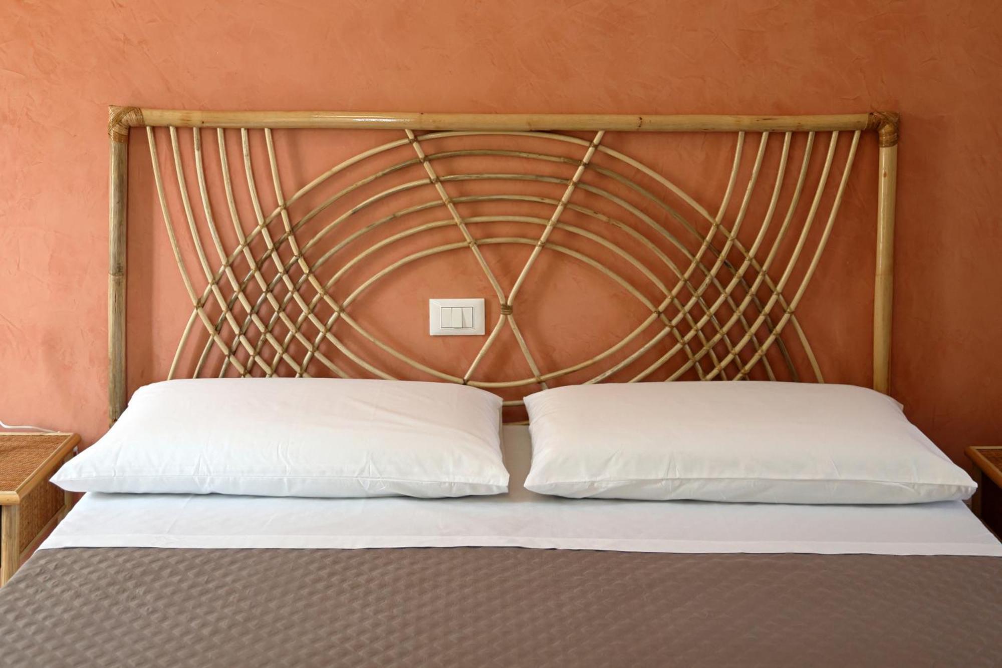 Hotel Della Piazza Пиццо Экстерьер фото