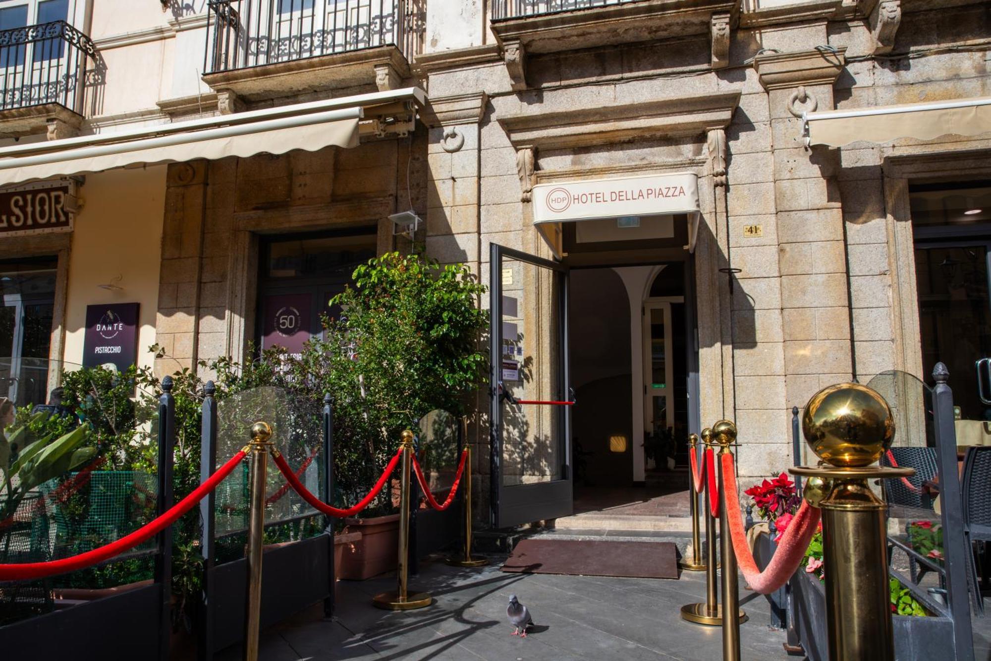Hotel Della Piazza Пиццо Экстерьер фото