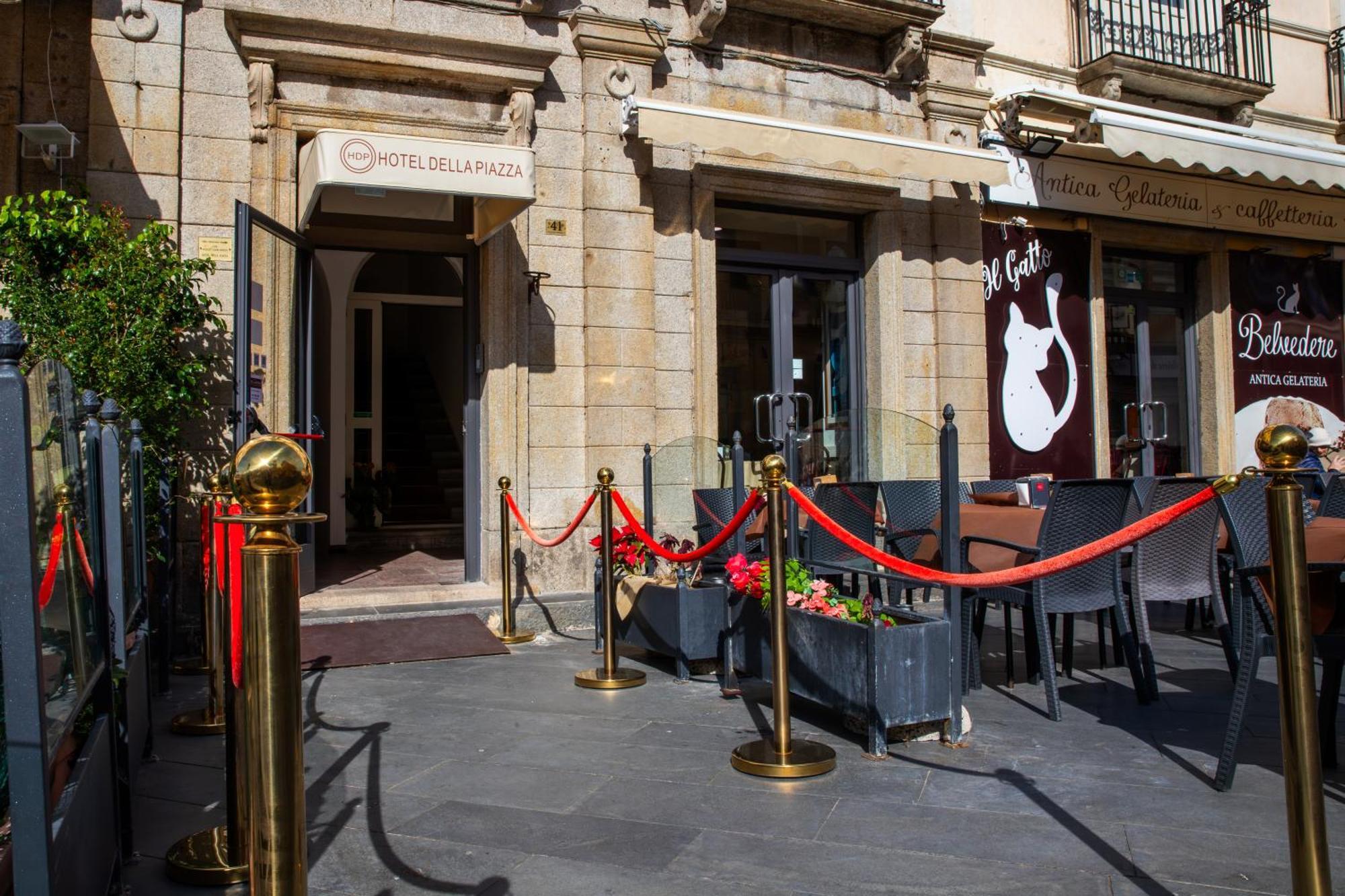 Hotel Della Piazza Пиццо Экстерьер фото